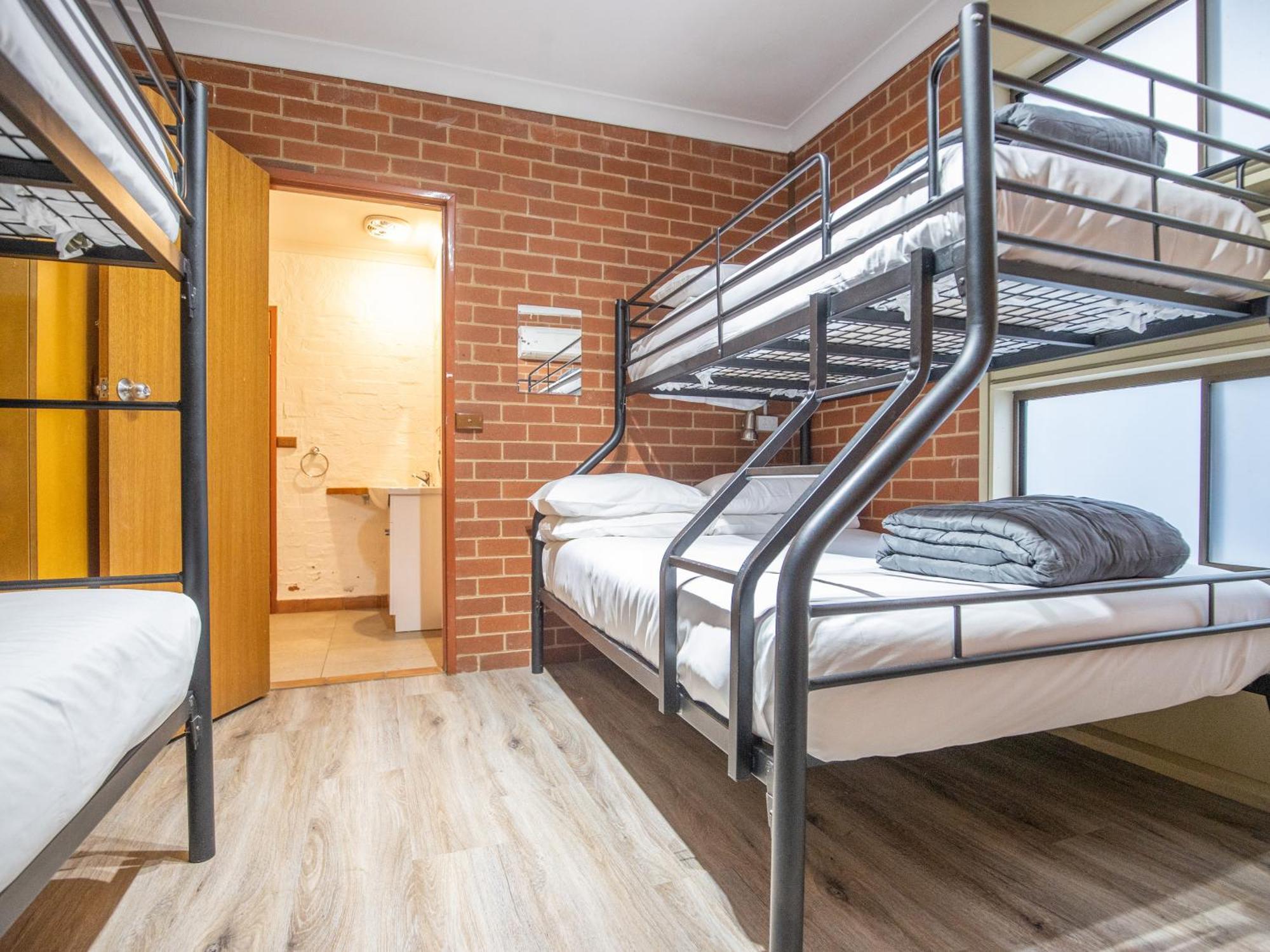 Nrma Bright Holiday Park Номер фото